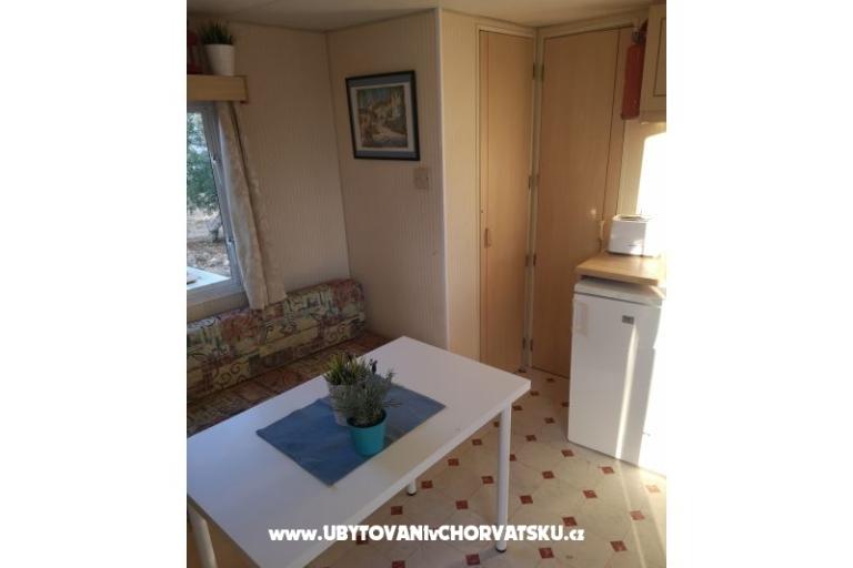 Mobile House Maroon – photo 12