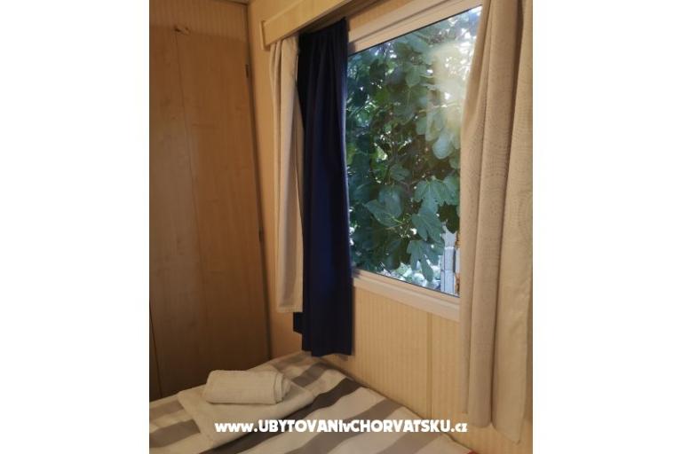 Mobile House Maroon – photo 4