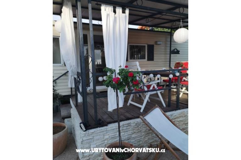 Mobile House Maroon – photo 7