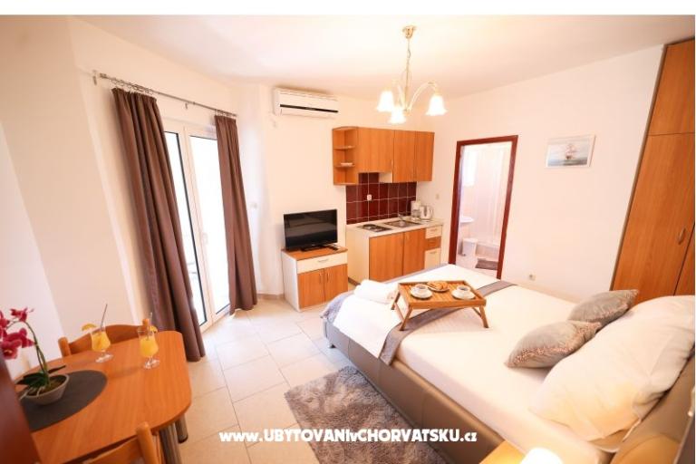 Apartments Lisica – photo 11