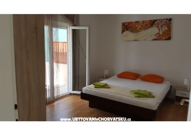 APARTMAN PAULINA/BIBINJE:4+2/STUDIO – photo 10