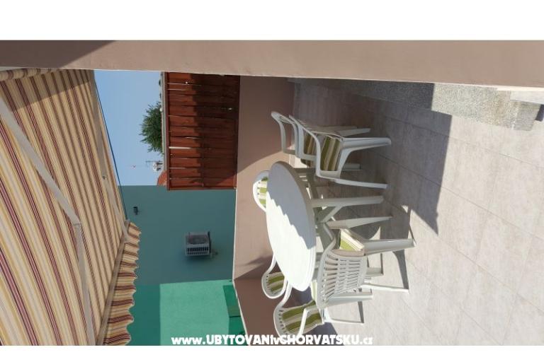 APARTMAN PAULINA/BIBINJE:4+2/STUDIO – photo 3