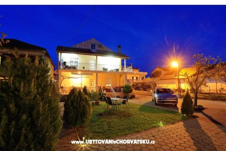 Apartments Karin – photo 16