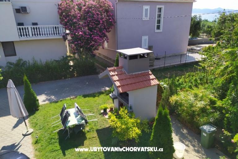 Apartments Karin – photo 6