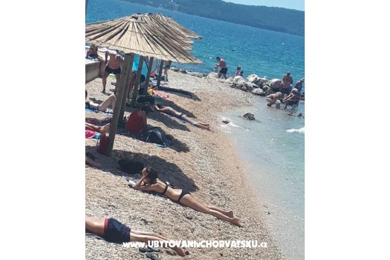 Apartments Karin – photo 9