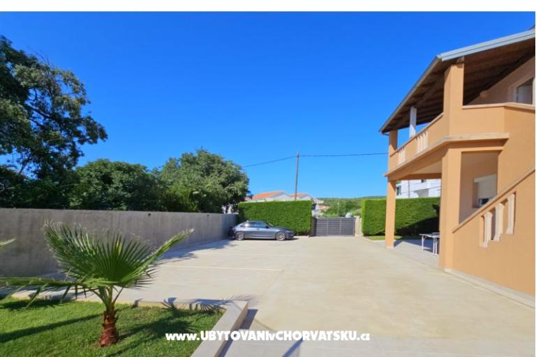Holiday Home Lucija – photo 6