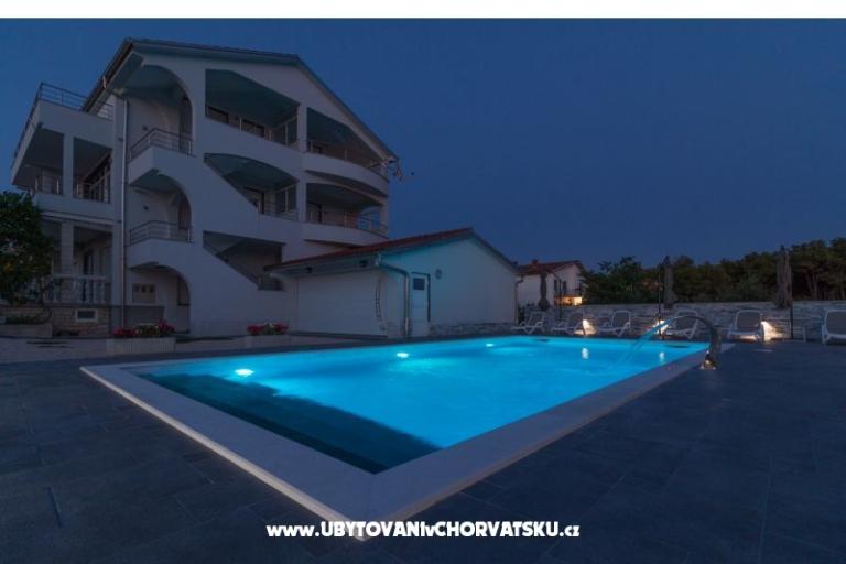 Apartments Martin – photo 11
