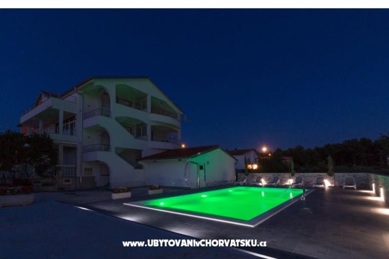 Apartments Martin – photo 16
