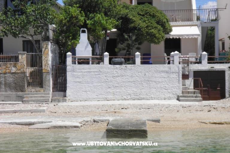 Apartments Mikulandra on the beach – photo 6