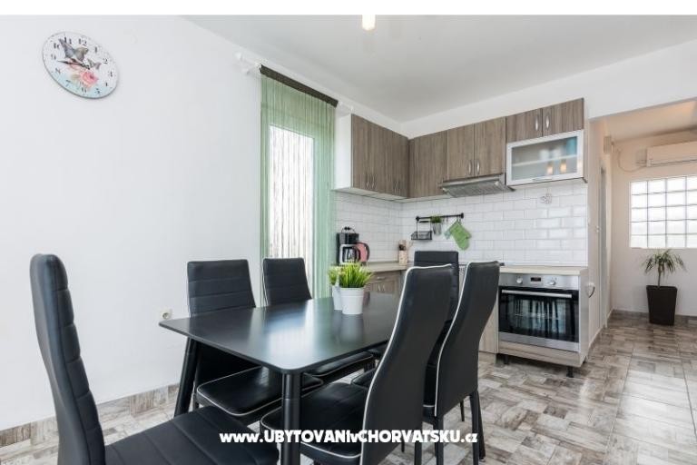 Apartments Mirko i Anka Hromin – photo 8