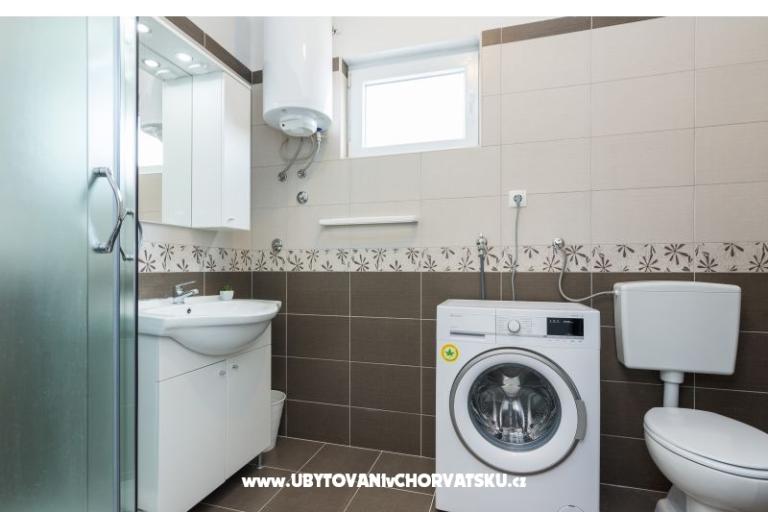 Apartments Mirko i Anka Hromin – photo 9