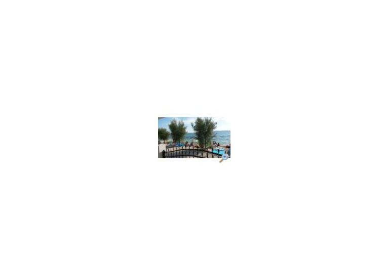 Apartments on the beach 'BRALIC' – photo 8