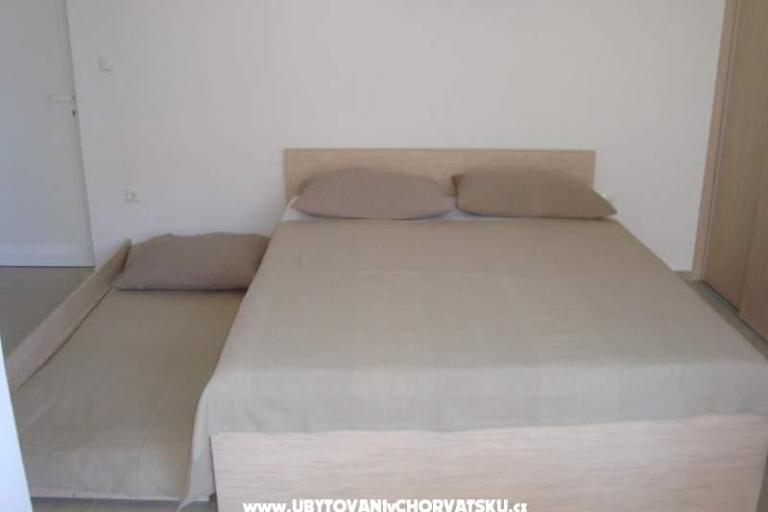 Apartments Neli – photo 2