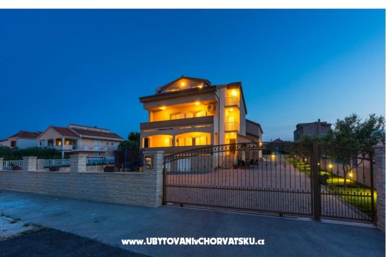 Apartments Škara – photo 11