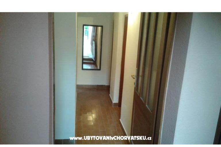Apartments Vilma i Neven – photo 8