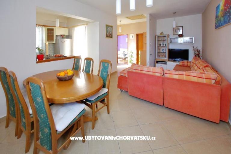 Apartments Ana – photo 2