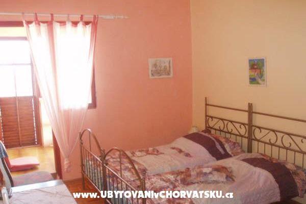 Apartments and House Spika – photo 2