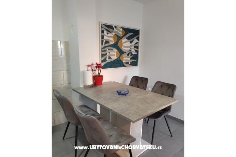 Krivini dvori – photo 4