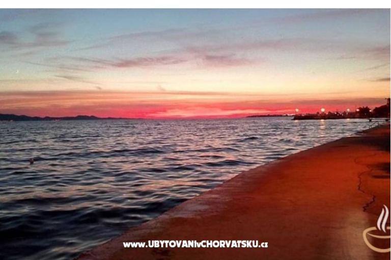 Lovely Place by the Sea – photo 10