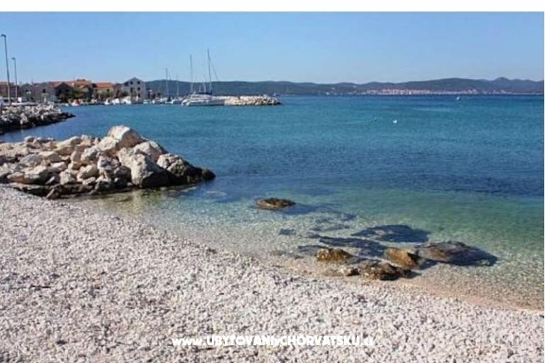 Lovely Place by the Sea – photo 12