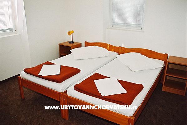 Apartments Alaska & Nikolina – photo 2