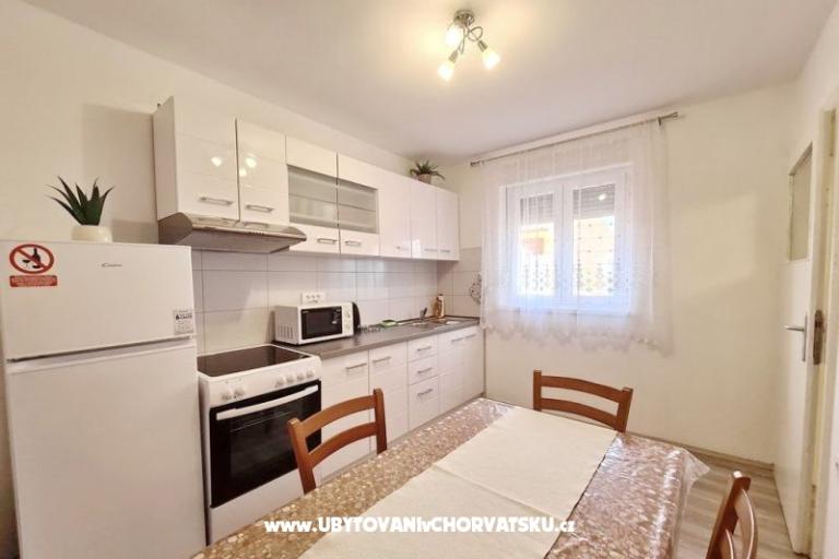 Apartments Ćelić – photo 12