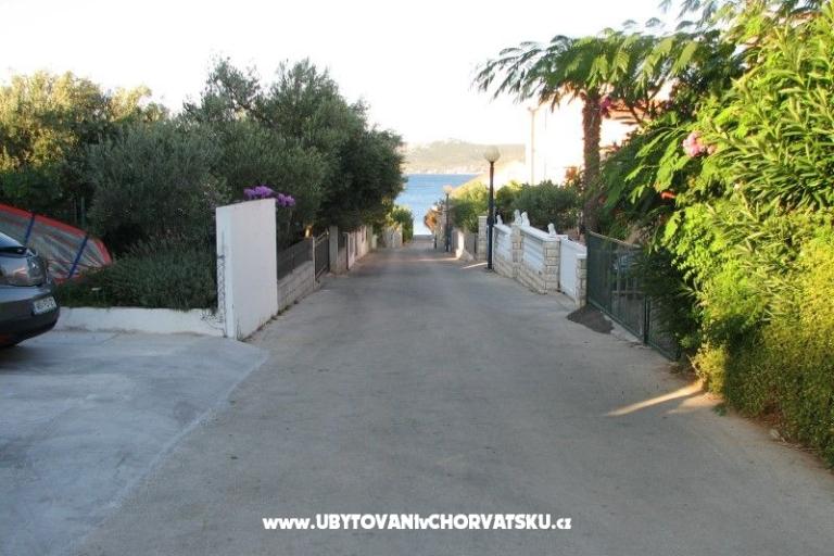 Apartments Golubić – photo 2