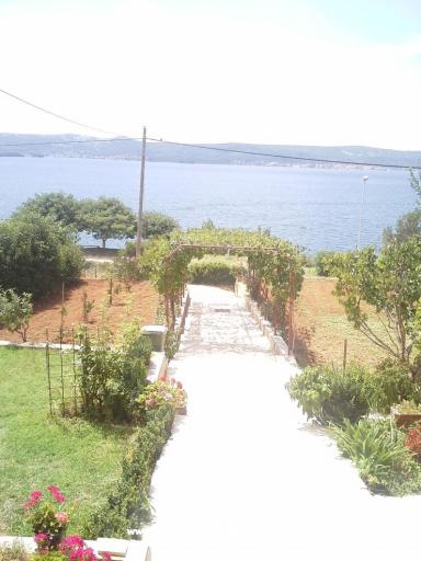 Apartments Luka – photo 8