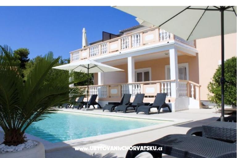 Apartments Šarić – photo 4