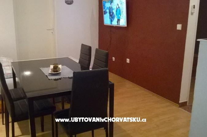 D-T  – photo 2