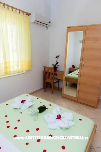Apartments Tiho i Jelena – photo 13