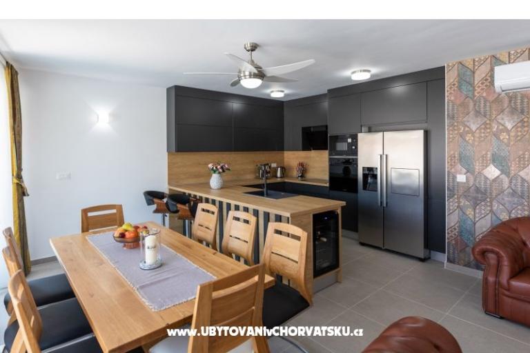 Villa Rep Blace – photo 29