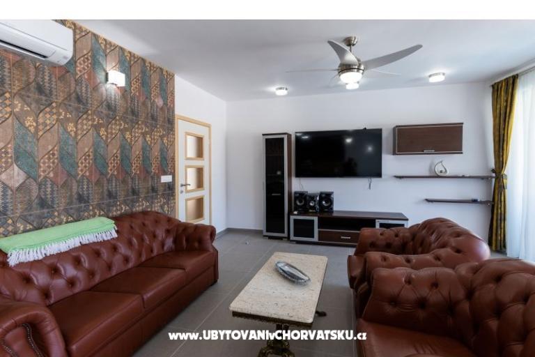Villa Rep Blace – photo 30