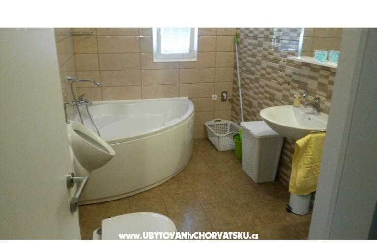 Apartments Ina – photo 13