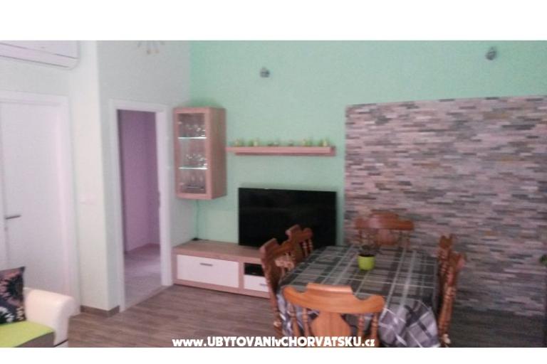 Apartments Ina – photo 16