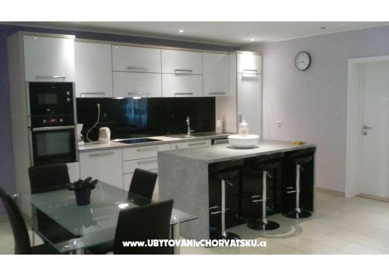 Apartments Ina – photo 5