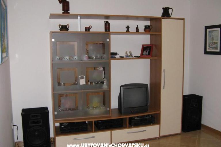 Apartments Ksenija – photo 4