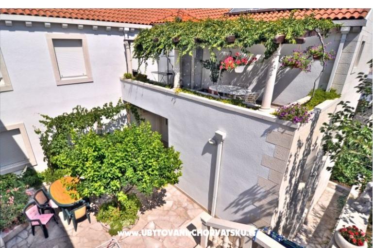 Apartments Mladinic – photo 6