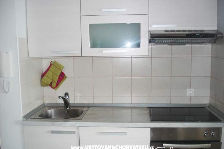 Apartments Bellevue – photo 7