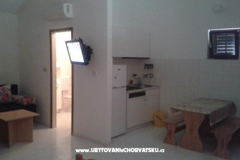 Apartments Maina – photo 17