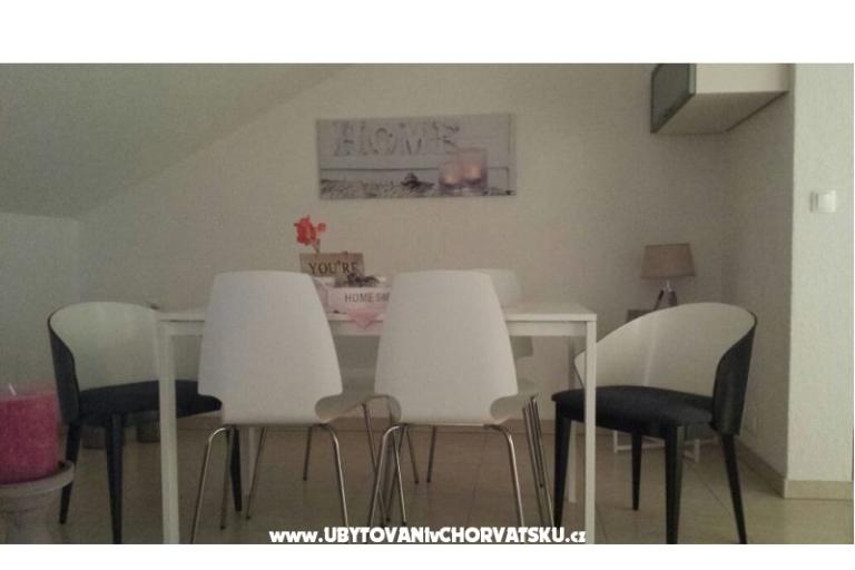 Apartments Sandra – photo 13