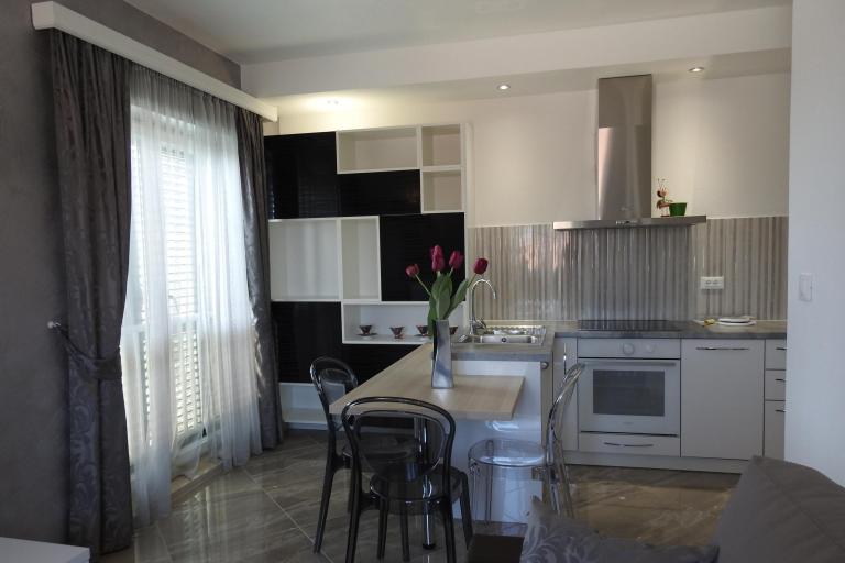 Luxury Apartments with pool – photo 6