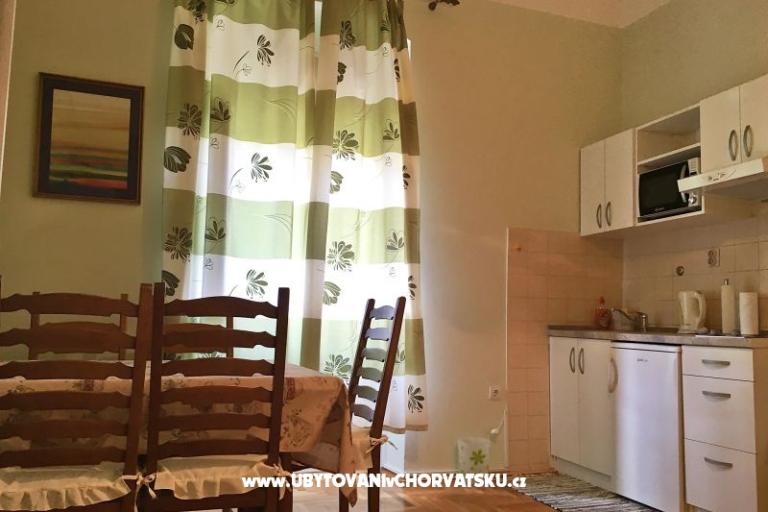 Cro-Split Apartments – photo 6