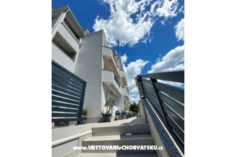 Apartments Čikeš – photo 6