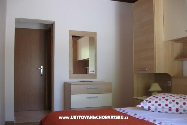 Apartments Ursić Žarko – photo 14