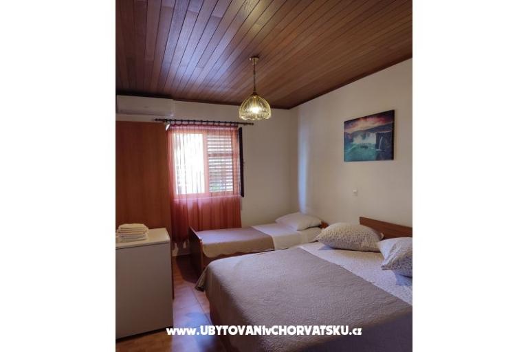 Apartments Ursić Žarko – photo 8