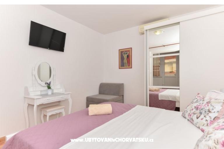 Apartments Vera i Ćiro Novak – photo 2