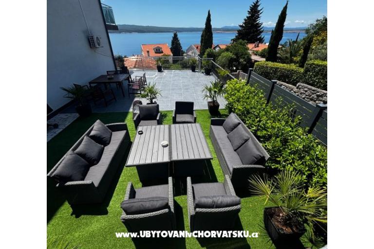 Delux apartment, heated pool – photo 7