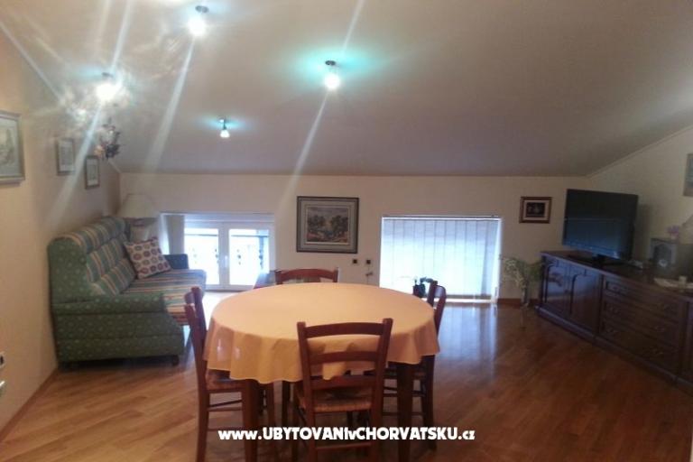 Apartments Škiljan – photo 14