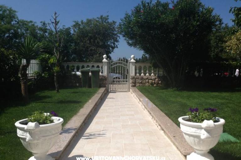 House Katy – photo 11